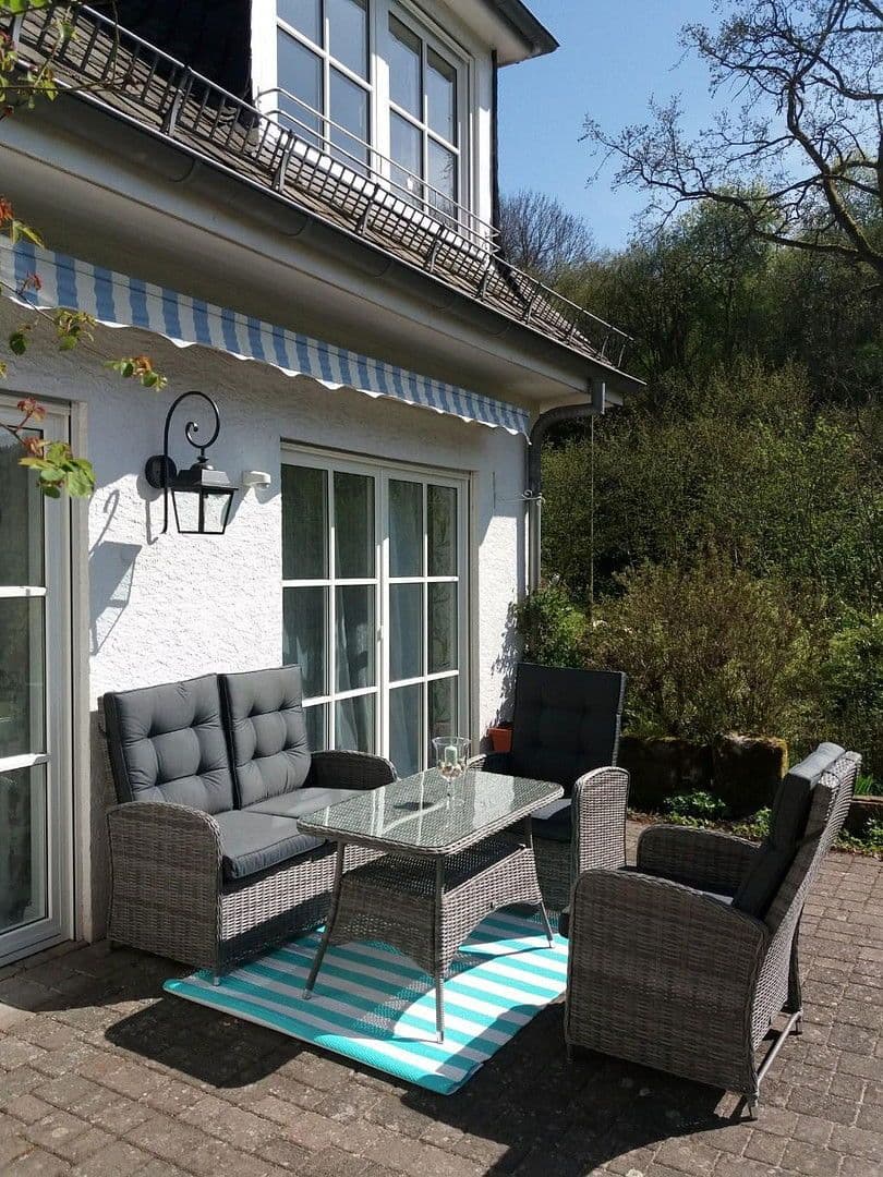 Prodej domu 188 m², pozemek 1.233 m², Densborn, Porýní-Falc Prodej domu 188 m², pozemek 1.233 m², Densborn, Porýní-Falc