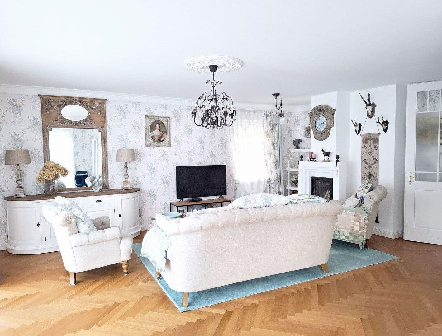 Prodej domu 188 m², pozemek 1.233 m², Densborn, Porýní-Falc Prodej domu 188 m², pozemek 1.233 m², Densborn, Porýní-Falc