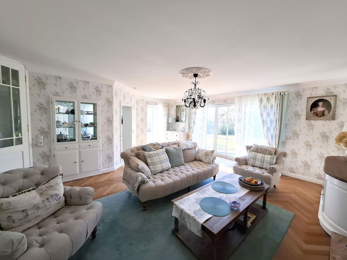 Prodej domu 188 m², pozemek 1.233 m², Densborn, Porýní-Falc Prodej domu 188 m², pozemek 1.233 m², Densborn, Porýní-Falc