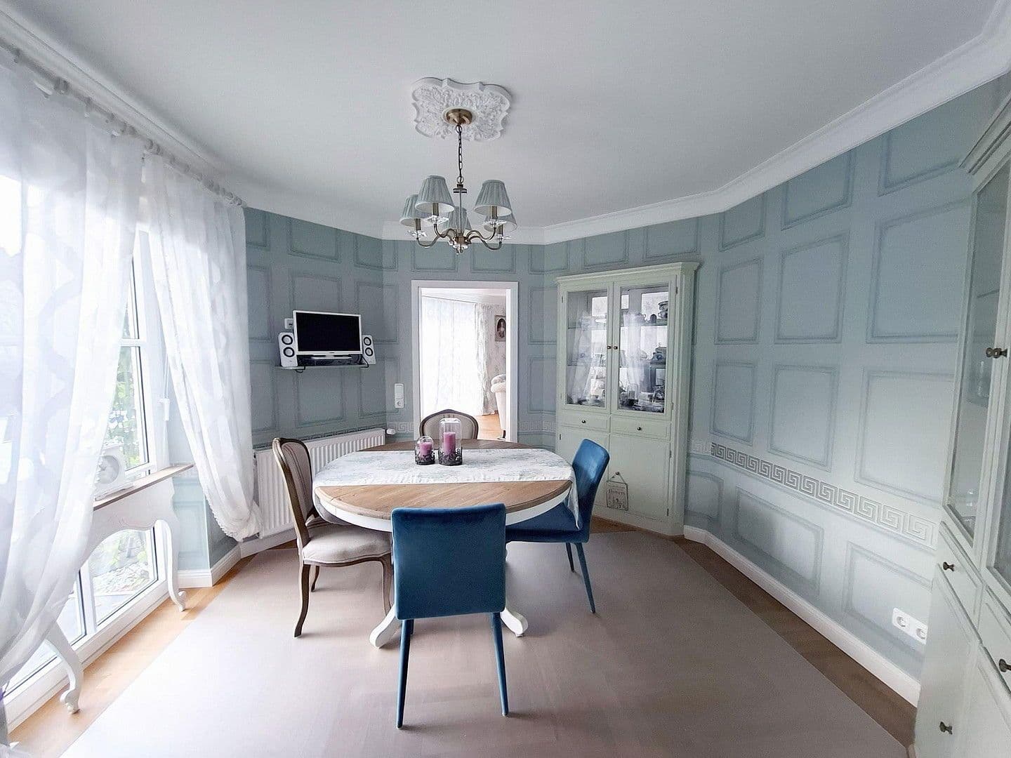 Prodej domu 188 m², pozemek 1.233 m², Densborn, Porýní-Falc Prodej domu 188 m², pozemek 1.233 m², Densborn, Porýní-Falc