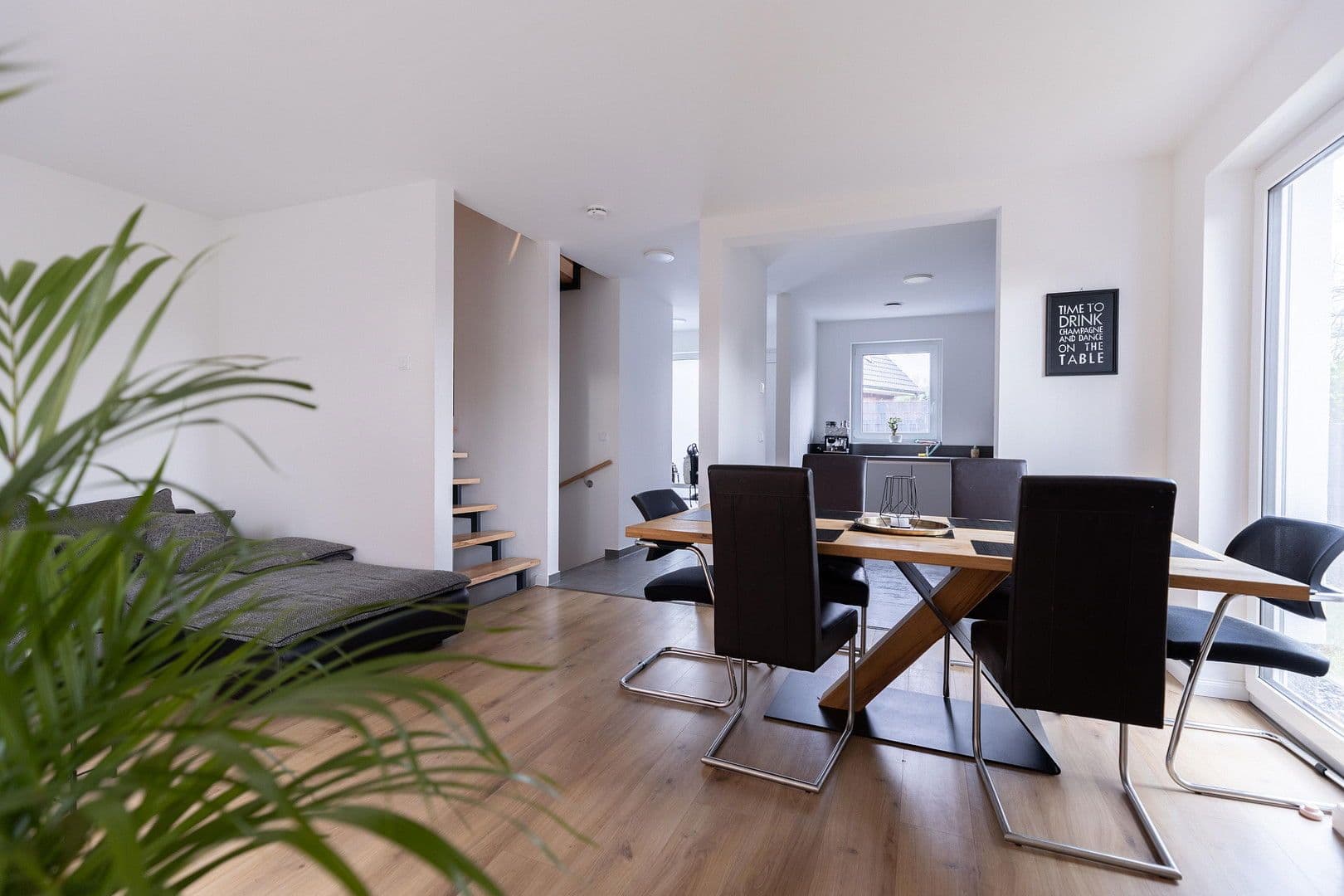 Prodej domu 122 m², pozemek 142 m², Reembusch 69, Hamburg, Hamburg Prodej domu 122 m², pozemek 142 m², Reembusch 69, Hamburg, Hamburg