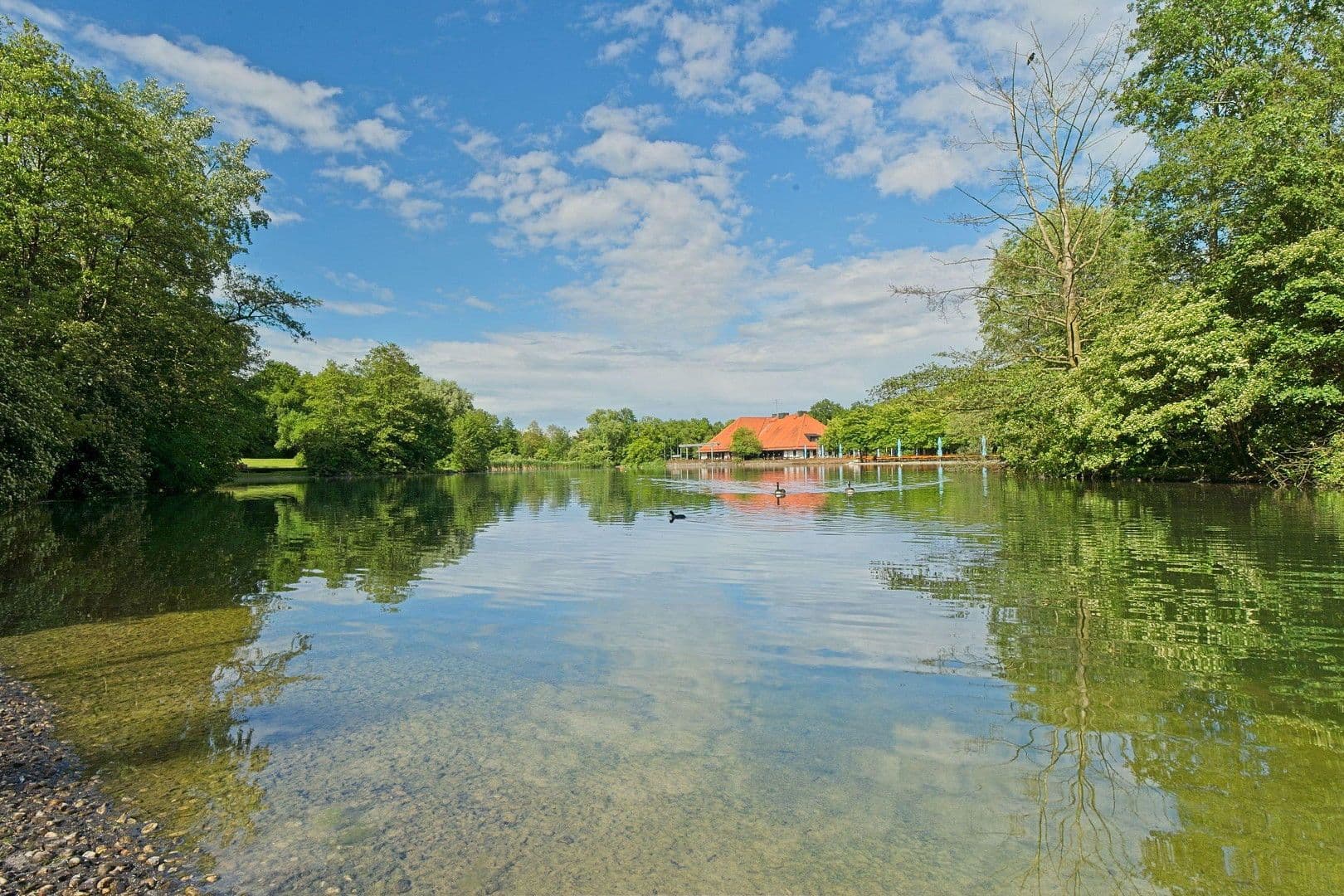 Pronájem bytu 2+1 80 m², München, Bavorsko Pronájem bytu 2+1 80 m², München, Bavorsko