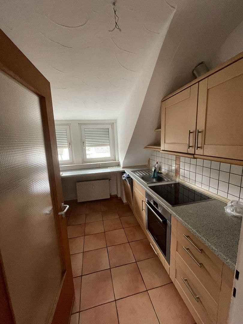 Pronájem bytu 4+1 80 m², Darmstadt, Hessen Pronájem bytu 4+1 80 m², Darmstadt, Hessen