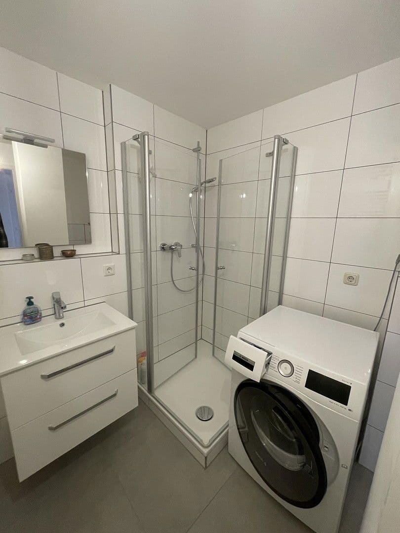 Pronájem bytu 4+1 80 m², Darmstadt, Hessen Pronájem bytu 4+1 80 m², Darmstadt, Hessen
