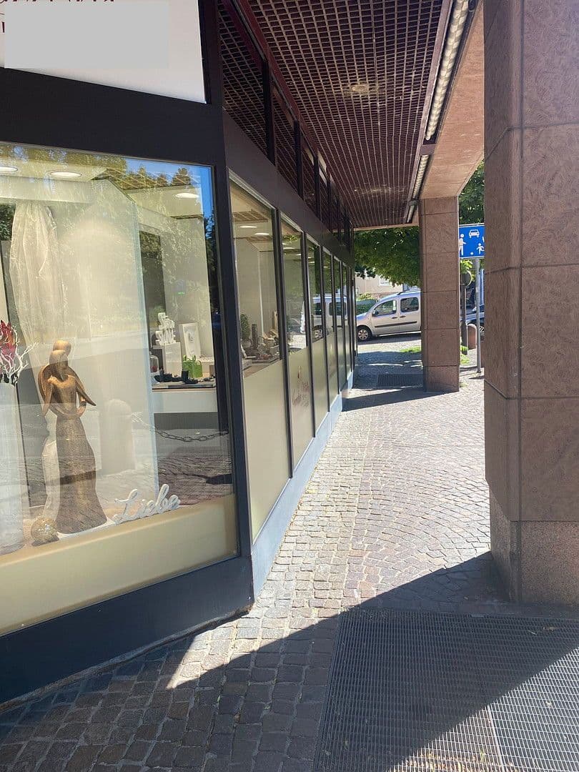 Prodej nebytového prostoru 93 m², Gaggenau, Bádensko-Württembersko Prodej nebytového prostoru 93 m², Gaggenau, Bádensko-Württembersko