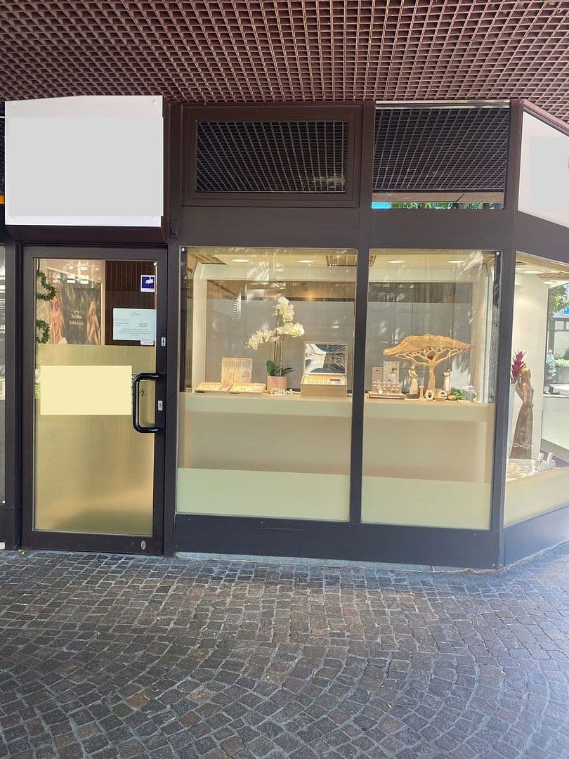 Prodej nebytového prostoru 93 m², Gaggenau, Bádensko-Württembersko Prodej nebytového prostoru 93 m², Gaggenau, Bádensko-Württembersko