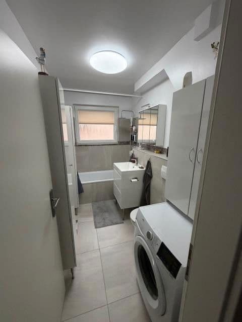 Pronájem bytu 3+1 76 m², Gärtnereiweg, Gehrden, Dolní Sasko Pronájem bytu 3+1 76 m², Gärtnereiweg, Gehrden, Dolní Sasko