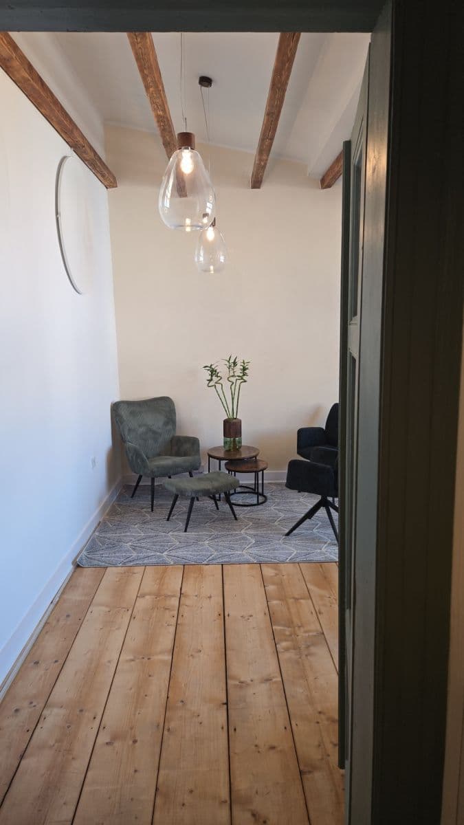 Pronájem bytu 1+1 38 m², Janáčkovo nábřeží, Praha, Praha Pronájem bytu 1+1 38 m², Janáčkovo nábřeží, Praha, Praha