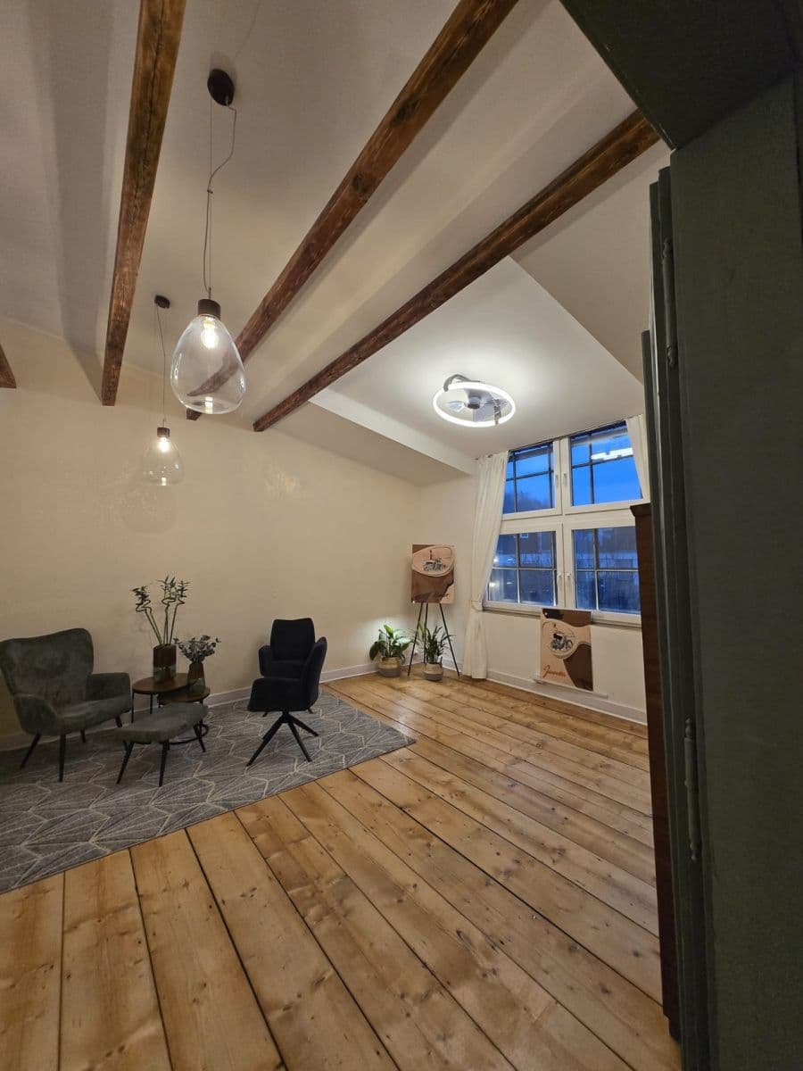 Pronájem bytu 1+1 38 m², Janáčkovo nábřeží, Praha, Praha Pronájem bytu 1+1 38 m², Janáčkovo nábřeží, Praha, Praha