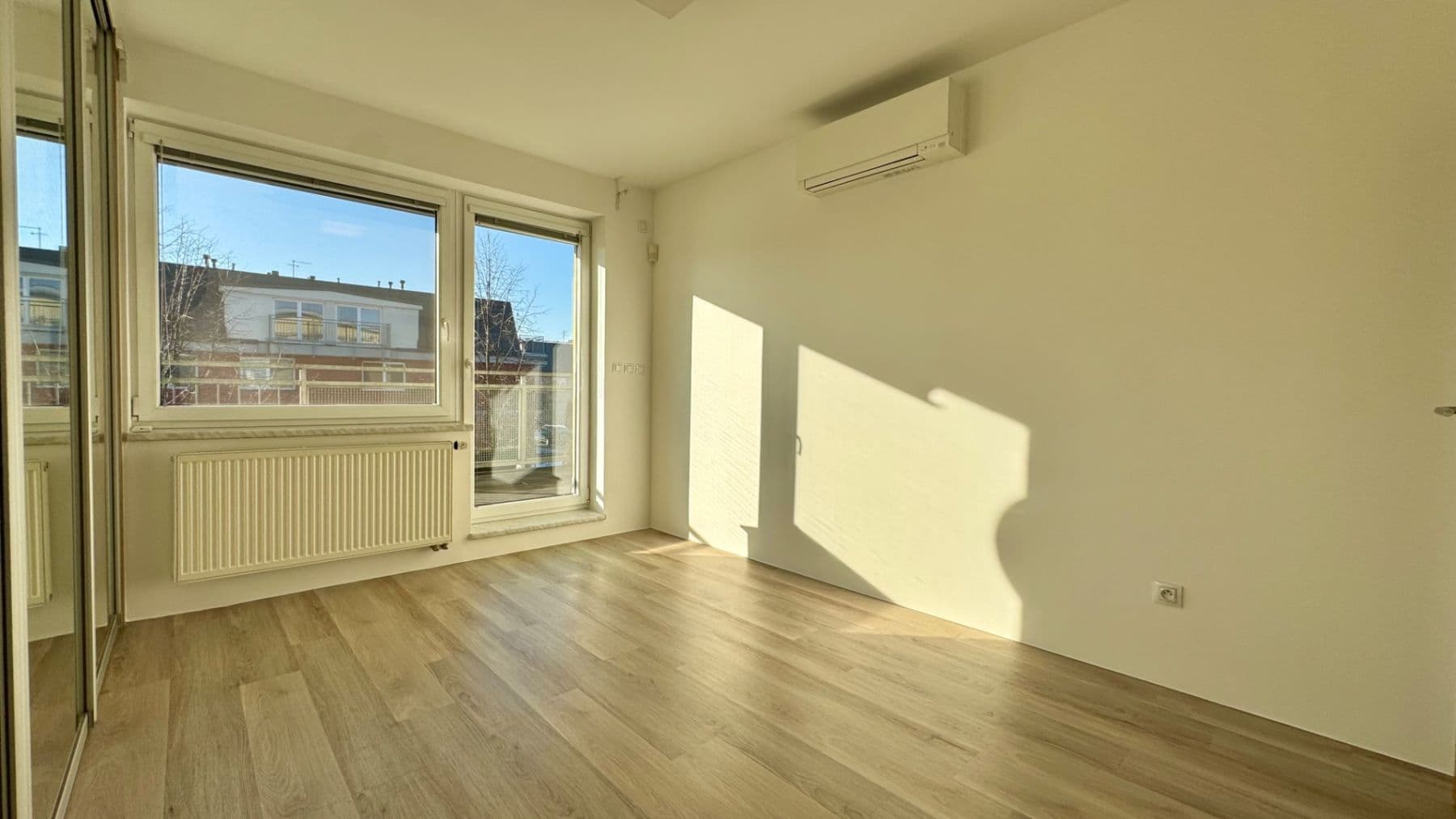 Pronájem bytu 3+kk 95 m², Račiněveská, Praha, Praha Pronájem bytu 3+kk 95 m², Račiněveská, Praha, Praha