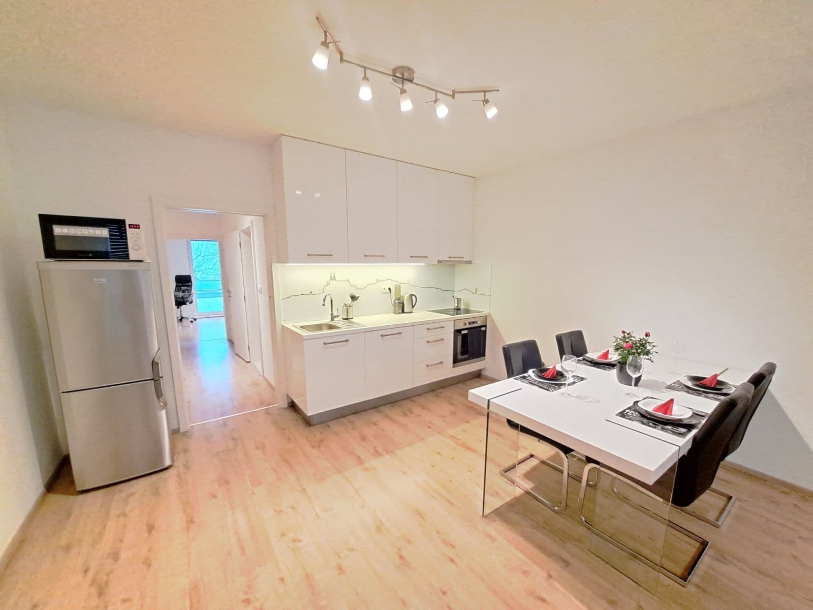 Pronájem bytu 2+kk 156 m², Francouzská, Brno, Jihomoravský kraj Pronájem bytu 2+kk 156 m², Francouzská, Brno, Jihomoravský kraj