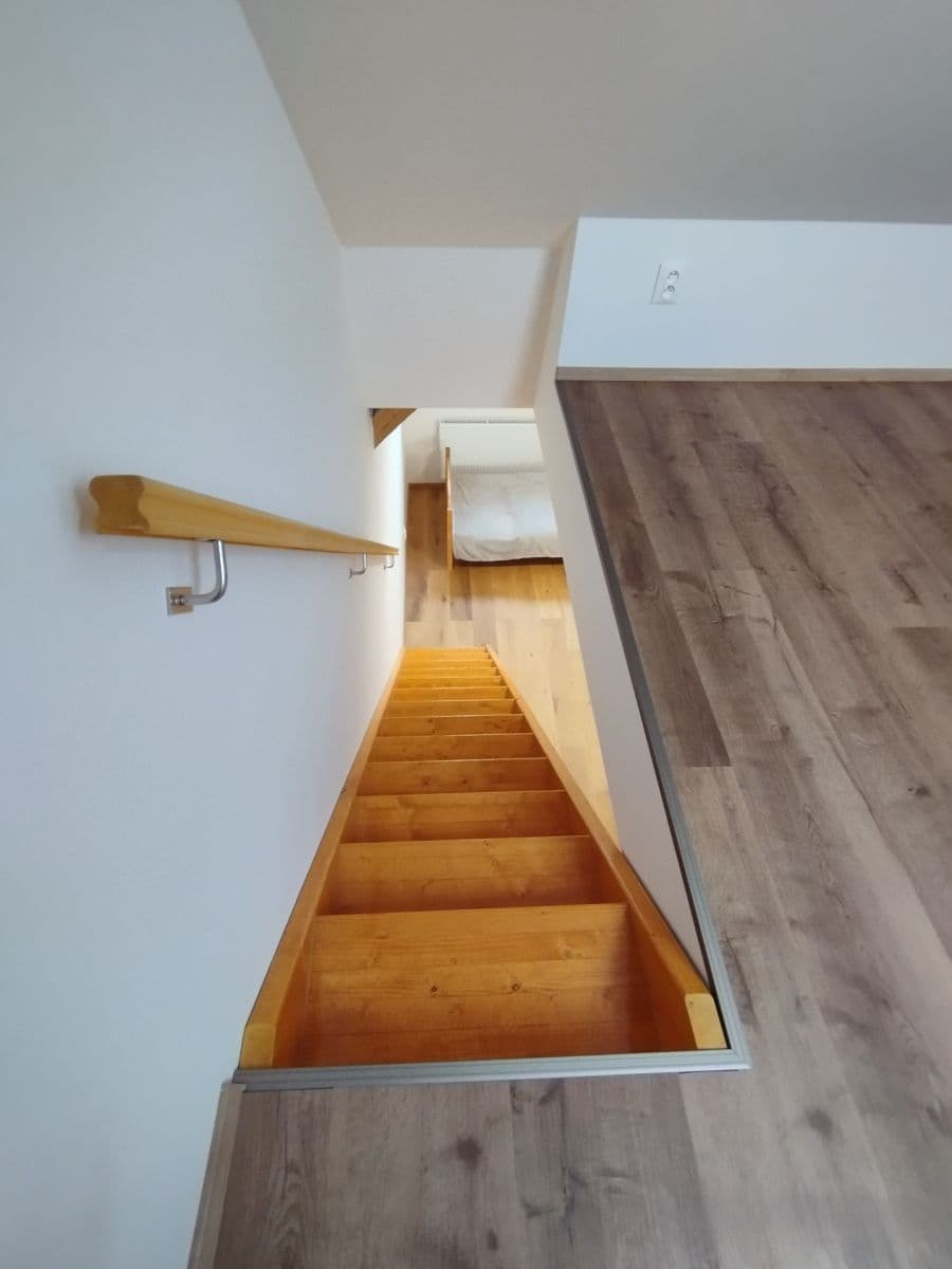 Pronájem bytu 2+kk 95 m², U Dráhy, Plzeň, Plzeňský kraj Pronájem bytu 2+kk 95 m², U Dráhy, Plzeň, Plzeňský kraj