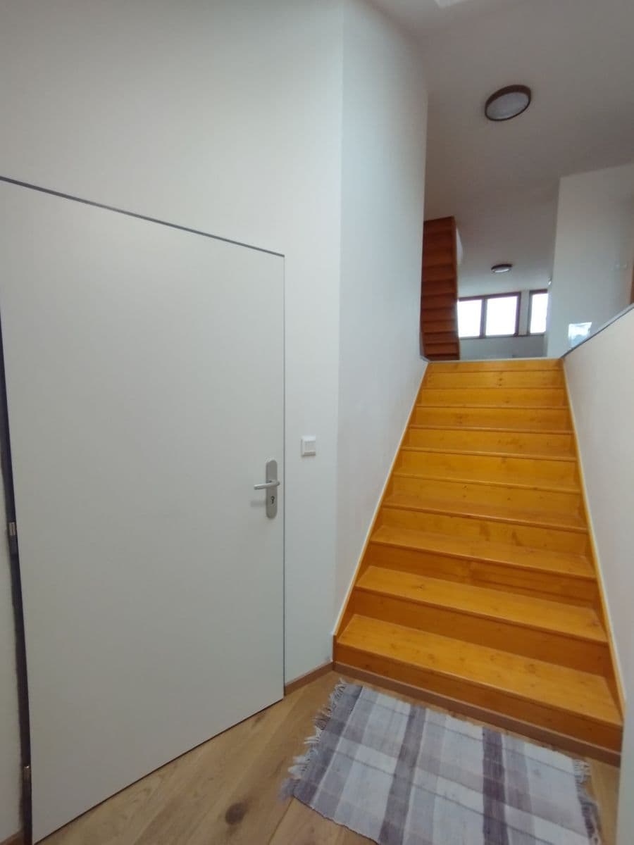 Pronájem bytu 2+kk 95 m², U Dráhy, Plzeň, Plzeňský kraj Pronájem bytu 2+kk 95 m², U Dráhy, Plzeň, Plzeňský kraj