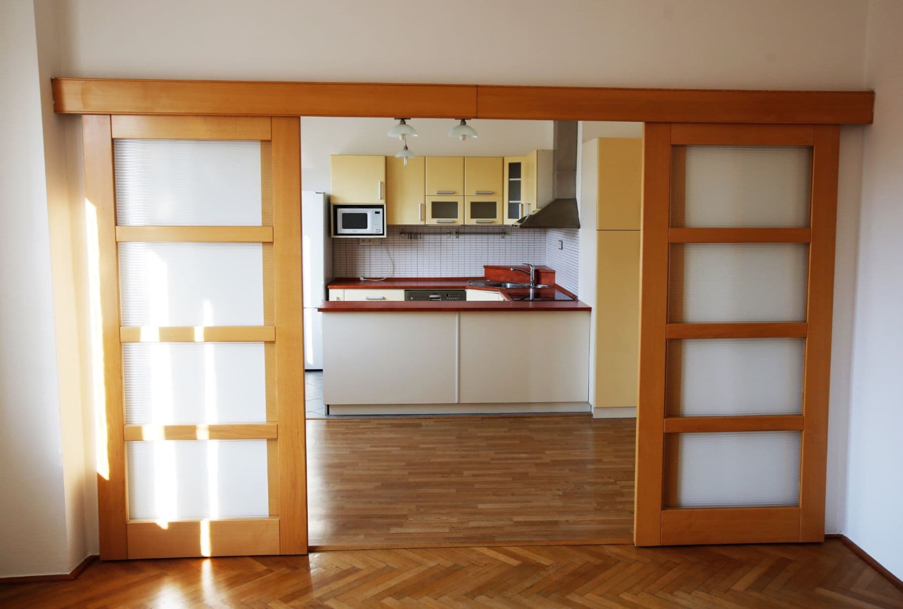 Pronájem bytu 2+1 76 m², Lodecká, Praha, Praha Pronájem bytu 2+1 76 m², Lodecká, Praha, Praha