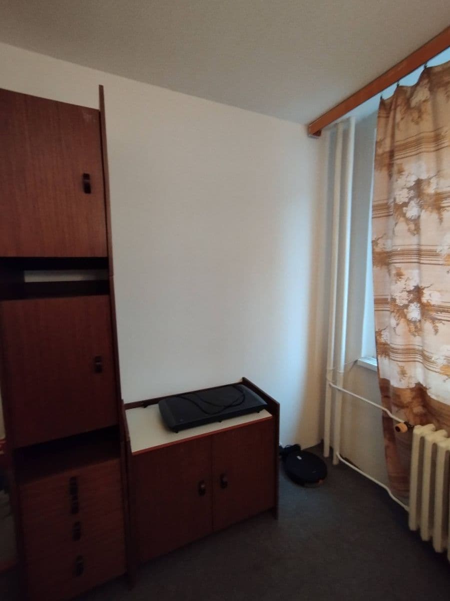 Pronájem bytu 1+kk 12 m², Vojanova, Ústí nad Labem, Ústecký kraj Pronájem bytu 1+kk 12 m², Vojanova, Ústí nad Labem, Ústecký kraj