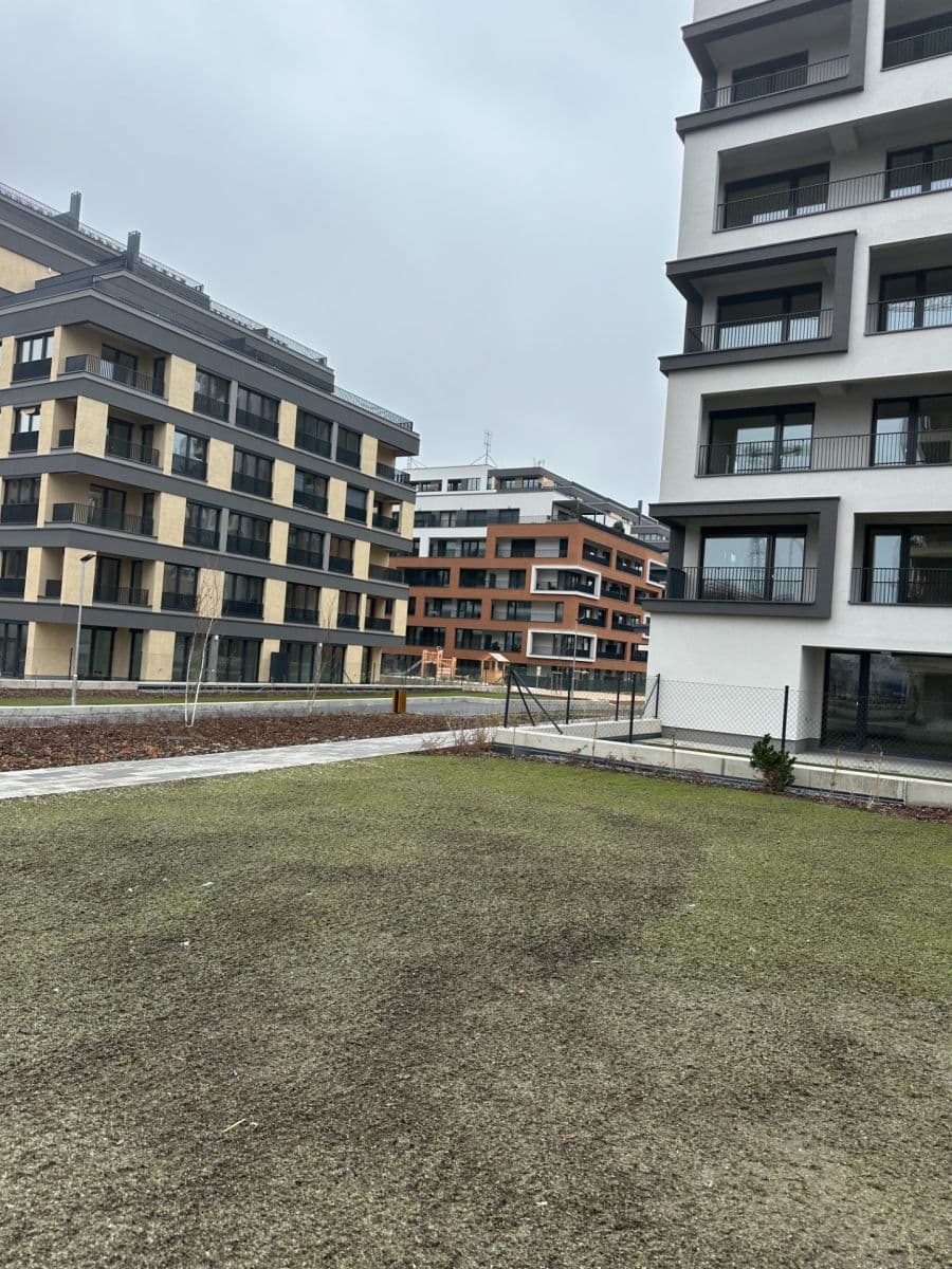 Pronájem bytu 3+kk 78 m², U Elektry, Praha, Praha Pronájem bytu 3+kk 78 m², U Elektry, Praha, Praha