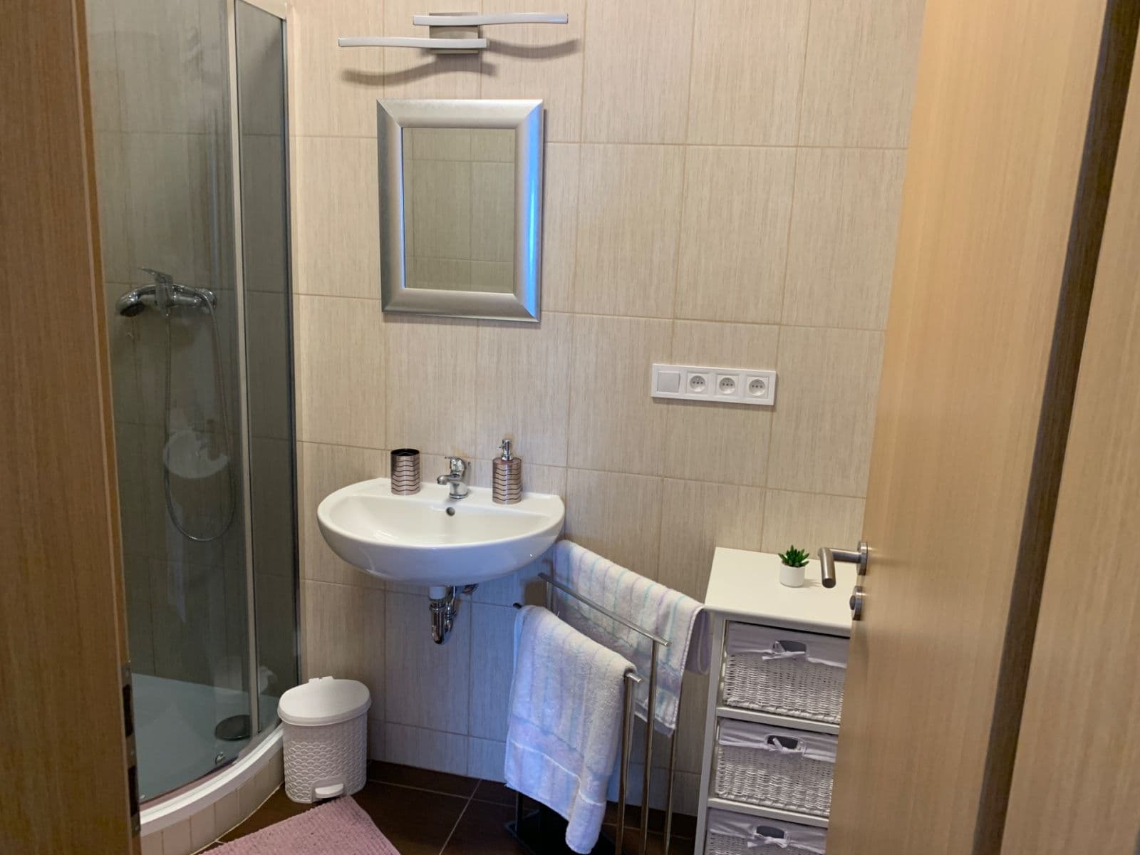 Pronájem bytu 1+kk 44 m², Úzká, Vejprty, Ústecký kraj Pronájem bytu 1+kk 44 m², Úzká, Vejprty, Ústecký kraj