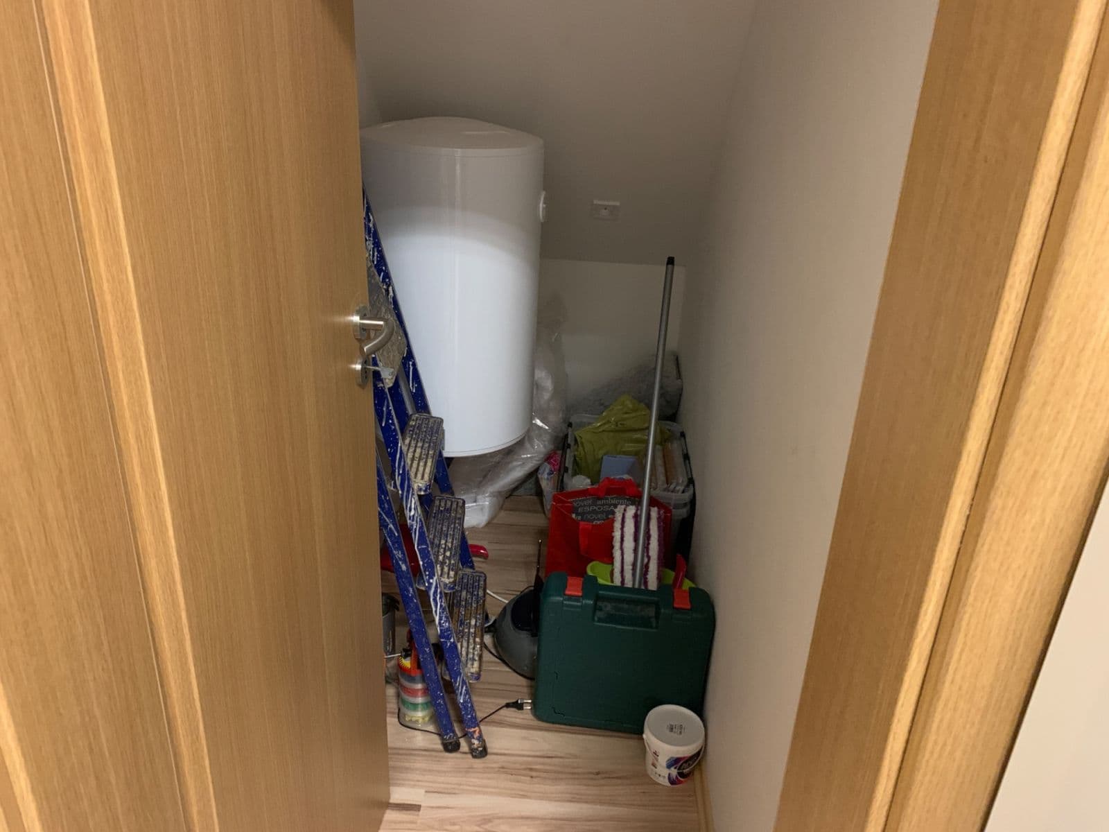 Pronájem bytu 1+kk 44 m², Úzká, Vejprty, Ústecký kraj Pronájem bytu 1+kk 44 m², Úzká, Vejprty, Ústecký kraj