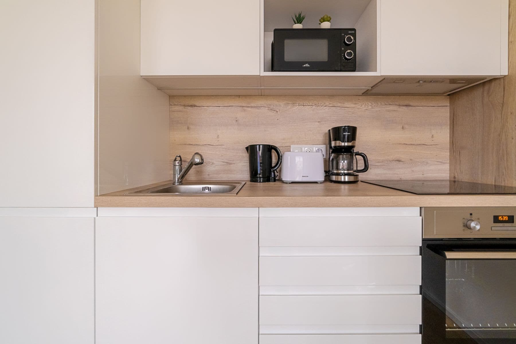 Pronájem bytu 35 m², Nádražní, Praha, Praha Pronájem bytu 35 m², Nádražní, Praha, Praha