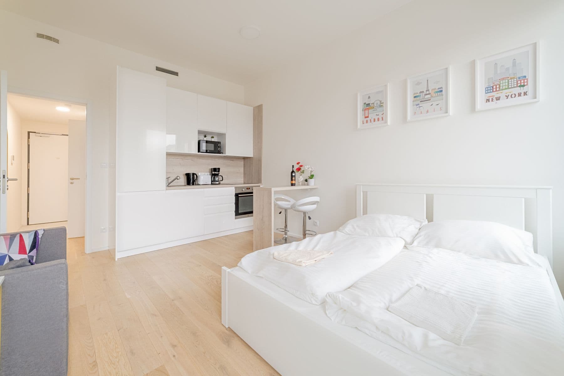 Pronájem bytu 35 m², Nádražní, Praha, Praha Pronájem bytu 35 m², Nádražní, Praha, Praha