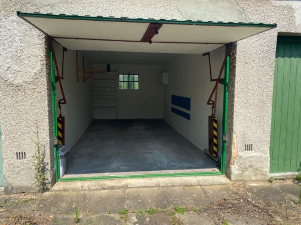 Pronájem garáže 20 m², Psárská, Praha, Praha Pronájem garáže 20 m², Psárská, Praha, Praha