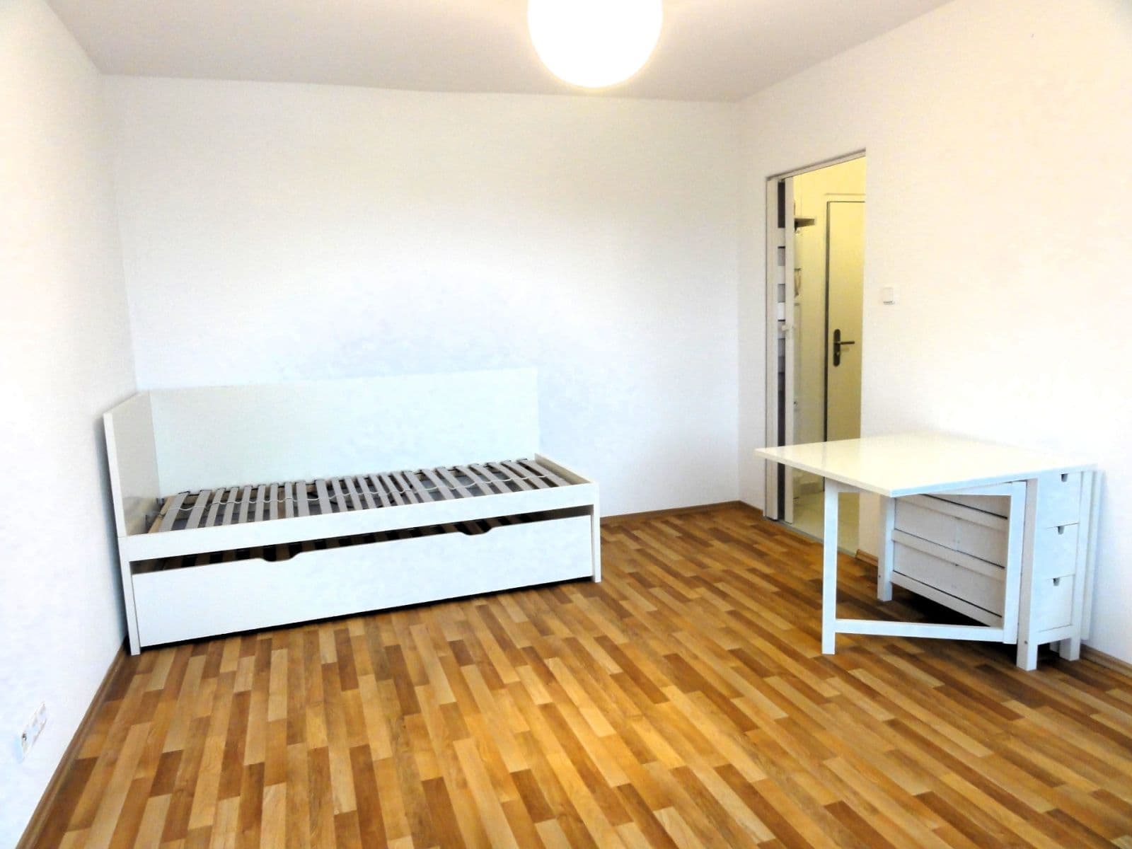 Pronájem bytu 1+kk 26 m², Veltruská, Praha, Praha Pronájem bytu 1+kk 26 m², Veltruská, Praha, Praha