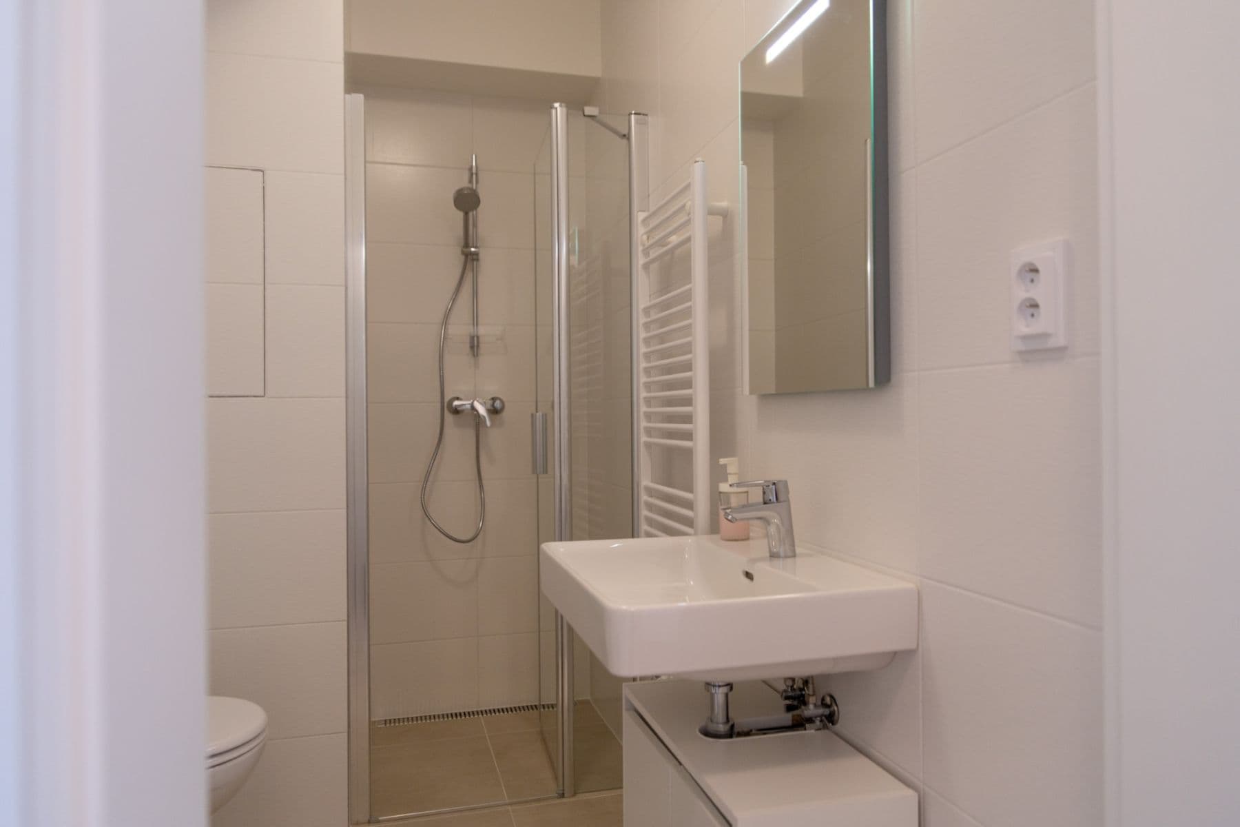 Prodej bytu 1+kk 28 m², Zálešná II, Zlín, Zlínský kraj Prodej bytu 1+kk 28 m², Zálešná II, Zlín, Zlínský kraj