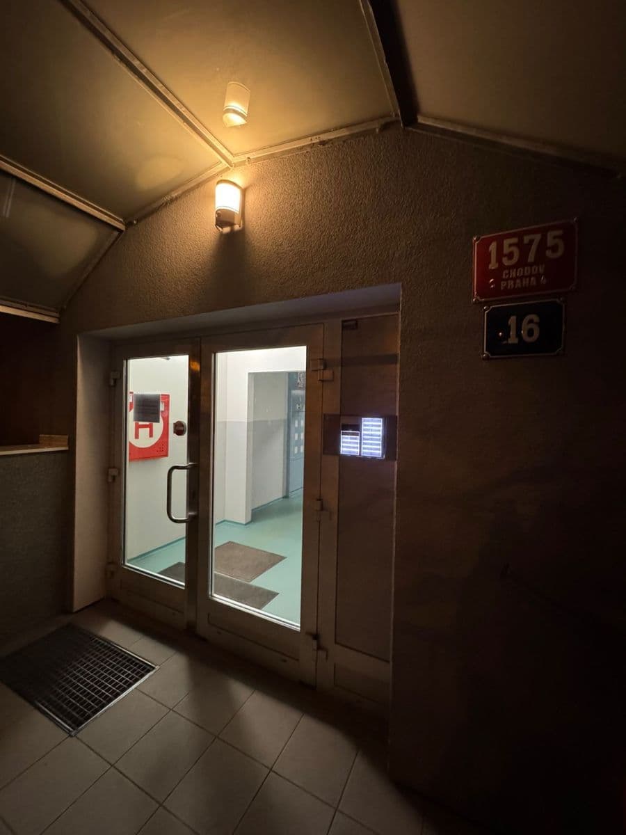 Pronájem bytu 1+kk 29 m², Mikulova, Praha, Praha Pronájem bytu 1+kk 29 m², Mikulova, Praha, Praha