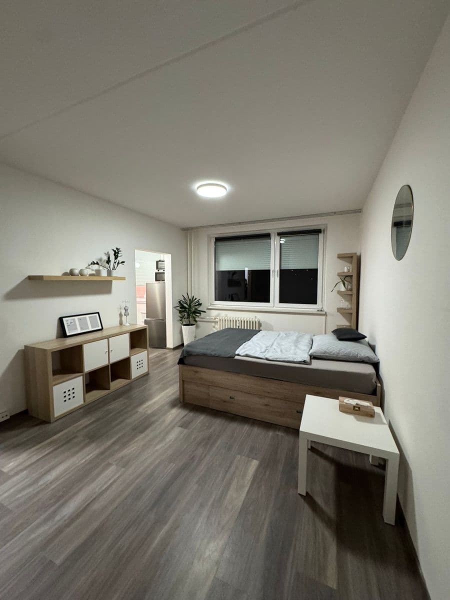 Pronájem bytu 1+kk 29 m², Mikulova, Praha, Praha Pronájem bytu 1+kk 29 m², Mikulova, Praha, Praha