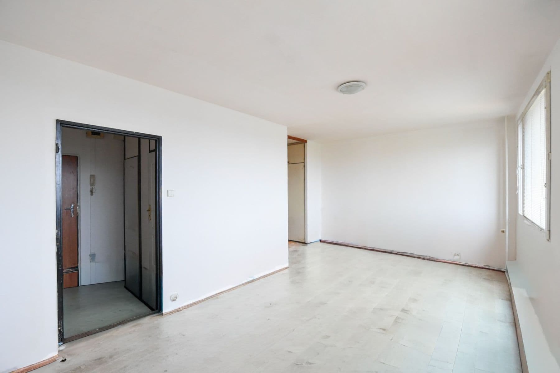Prodej bytu 1+kk 34 m², Tobrucká, Praha, Praha Prodej bytu 1+kk 34 m², Tobrucká, Praha, Praha