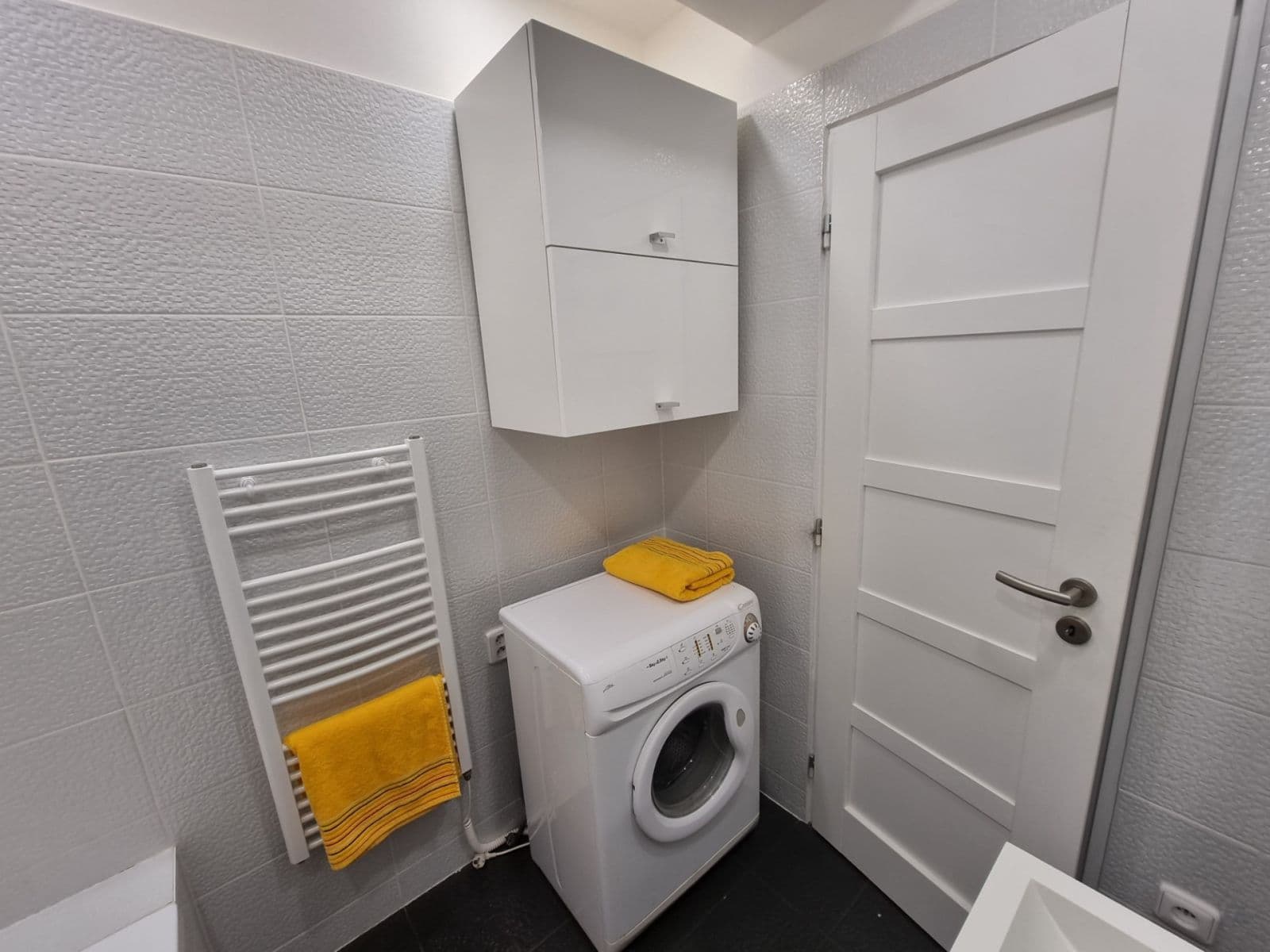 Pronájem bytu 2+kk 56 m², V Újezdech, Brno, Jihomoravský kraj Pronájem bytu 2+kk 56 m², V Újezdech, Brno, Jihomoravský kraj