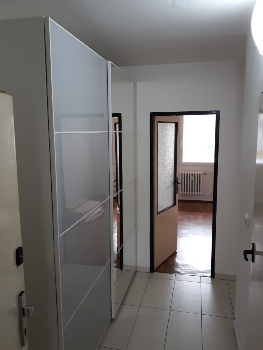 Pronájem bytu 2+kk 44 m², sídl. Hůrka, Kralupy nad Vltavou, Středočeský kraj Pronájem bytu 2+kk 44 m², sídl. Hůrka, Kralupy nad Vltavou, Středočeský kraj