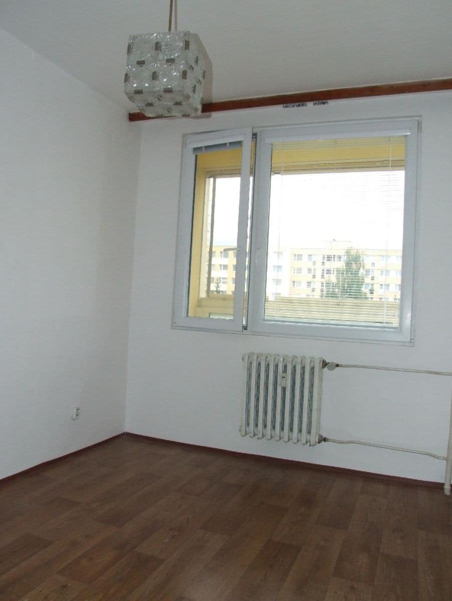 Pronájem bytu 2+kk 44 m², sídl. Hůrka, Kralupy nad Vltavou, Středočeský kraj Pronájem bytu 2+kk 44 m², sídl. Hůrka, Kralupy nad Vltavou, Středočeský kraj