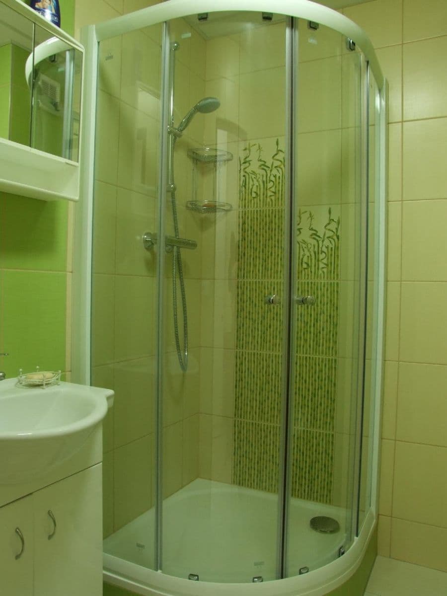 Pronájem bytu 2+kk 44 m², sídl. Hůrka, Kralupy nad Vltavou, Středočeský kraj Pronájem bytu 2+kk 44 m², sídl. Hůrka, Kralupy nad Vltavou, Středočeský kraj