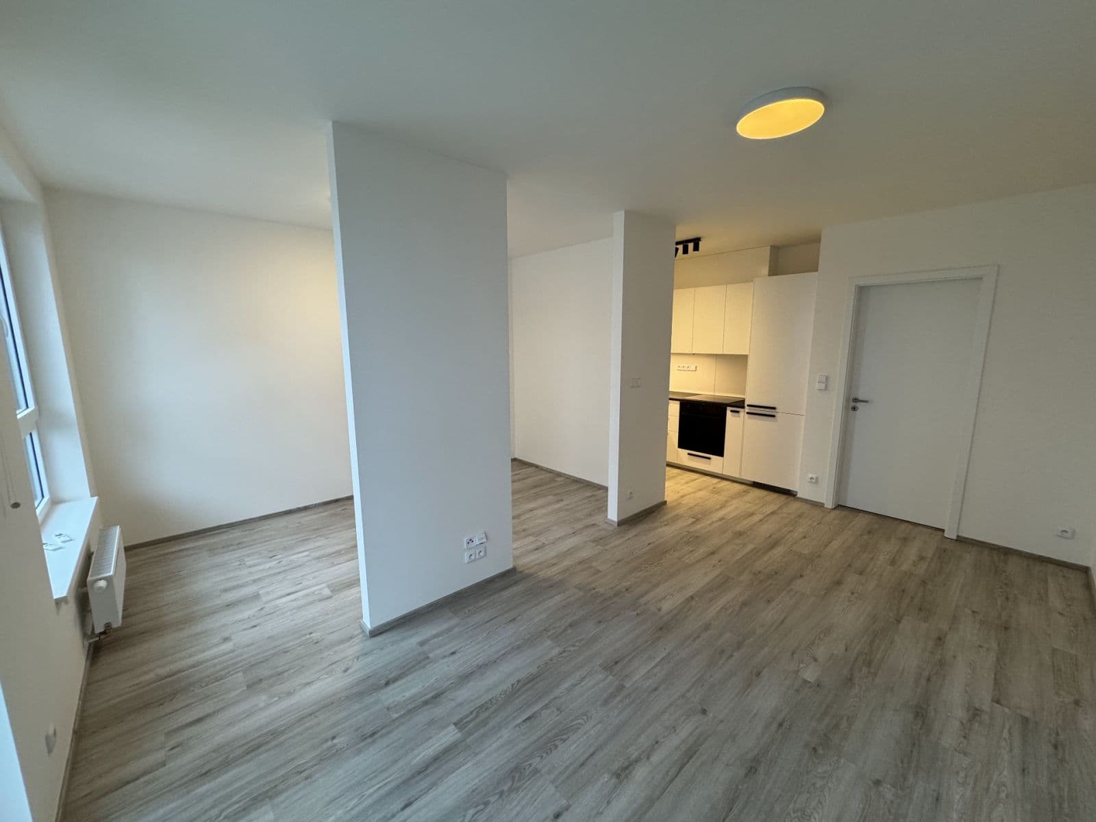 Pronájem bytu 1+kk 38 m², Nádražní, Kralupy nad Vltavou, Středočeský kraj Pronájem bytu 1+kk 38 m², Nádražní, Kralupy nad Vltavou, Středočeský kraj