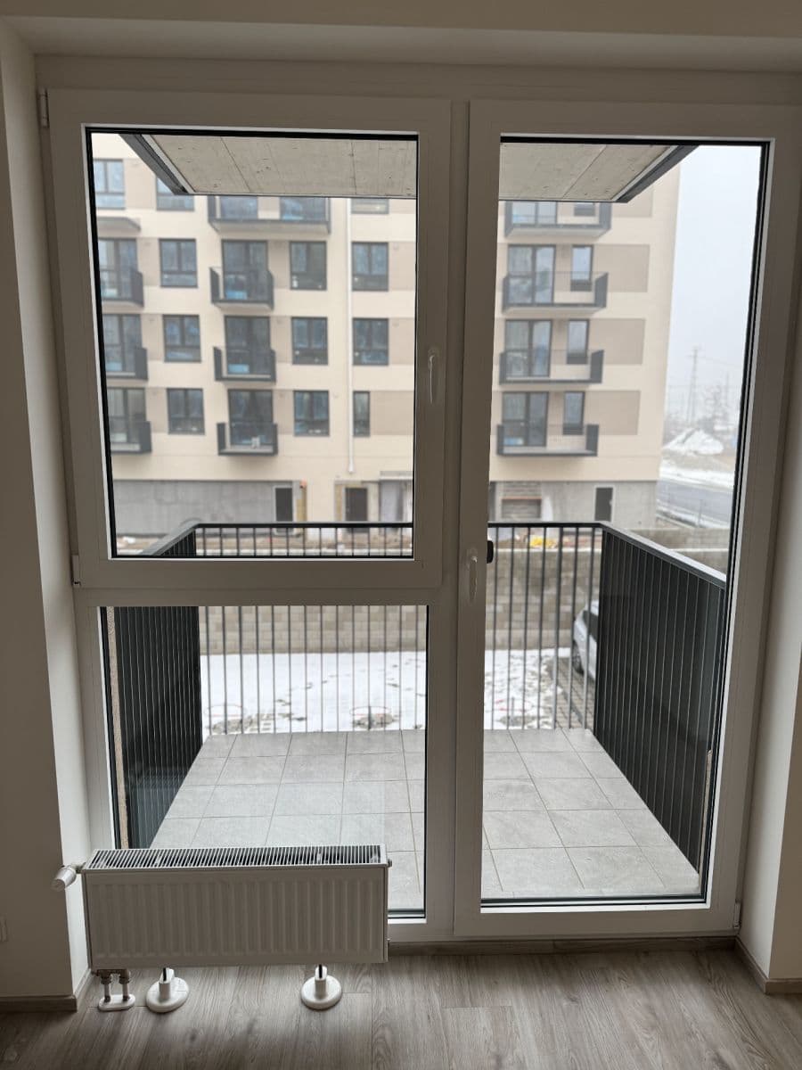 Pronájem bytu 1+kk 38 m², Nádražní, Kralupy nad Vltavou, Středočeský kraj Pronájem bytu 1+kk 38 m², Nádražní, Kralupy nad Vltavou, Středočeský kraj