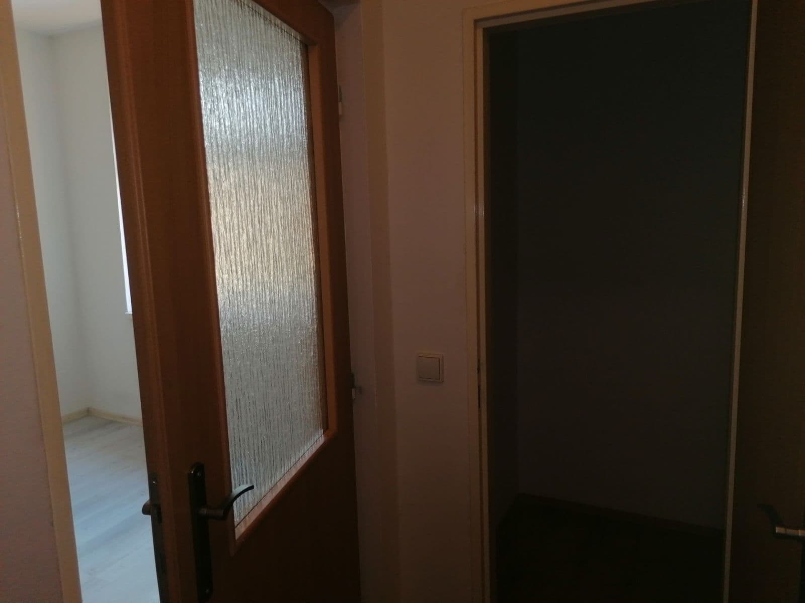 Pronájem bytu 2+kk 37 m², Plzeňská, Beroun, Středočeský kraj Pronájem bytu 2+kk 37 m², Plzeňská, Beroun, Středočeský kraj