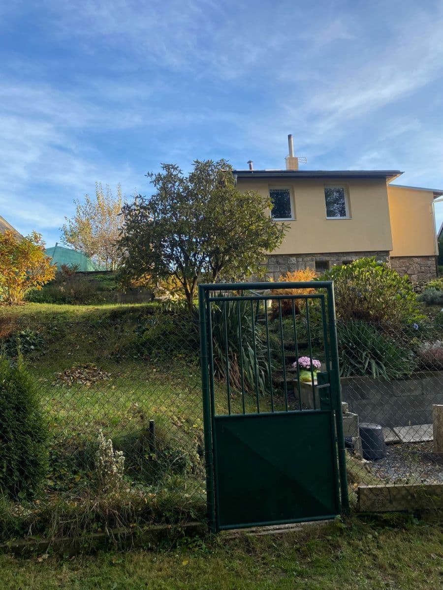 Prodej chaty, chalupy 35 m², pozemek 324 m², Struhařov, Středočeský kraj Prodej chaty, chalupy 35 m², pozemek 324 m², Struhařov, Středočeský kraj