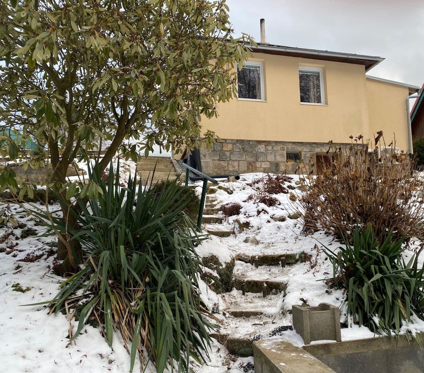 Prodej chaty, chalupy 35 m², pozemek 324 m², Struhařov, Středočeský kraj Prodej chaty, chalupy 35 m², pozemek 324 m², Struhařov, Středočeský kraj