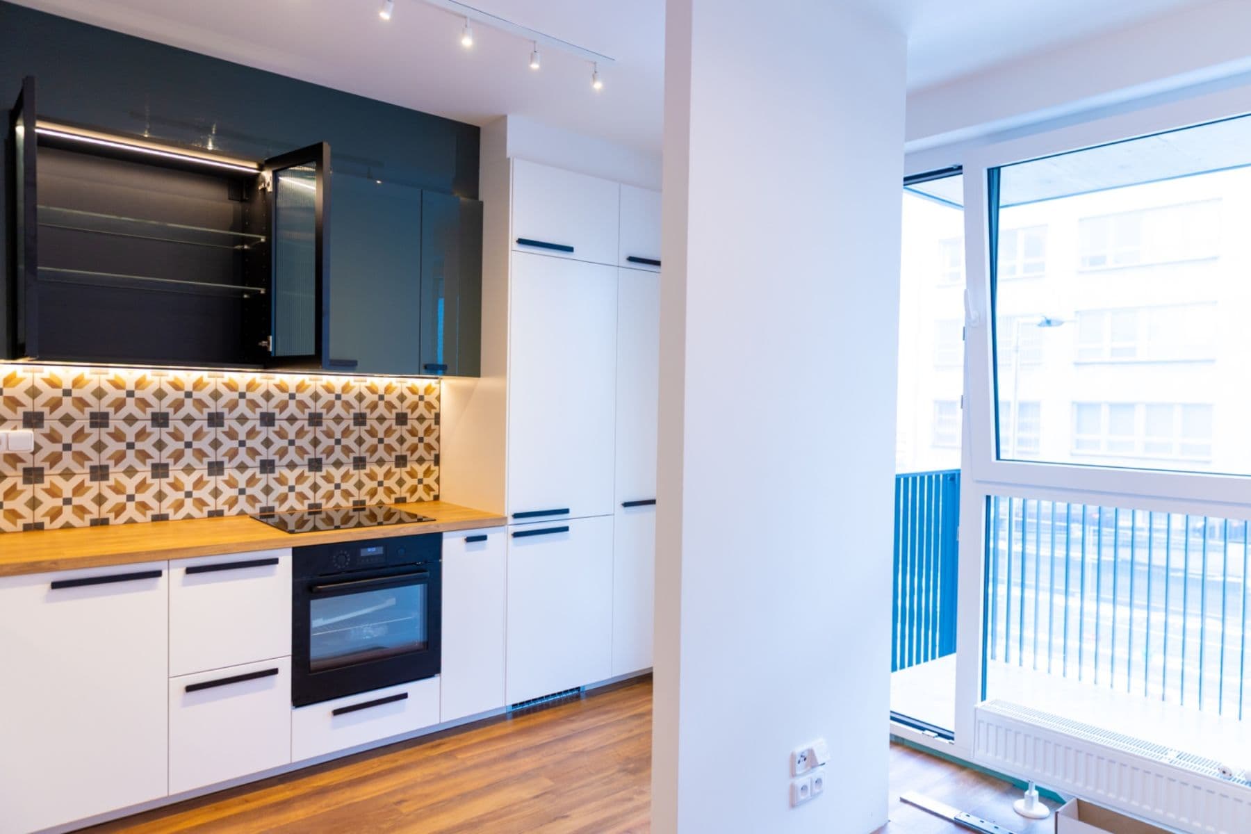 Pronájem bytu 2+kk 40 m², Nádražní, Kralupy nad Vltavou, Středočeský kraj Pronájem bytu 2+kk 40 m², Nádražní, Kralupy nad Vltavou, Středočeský kraj