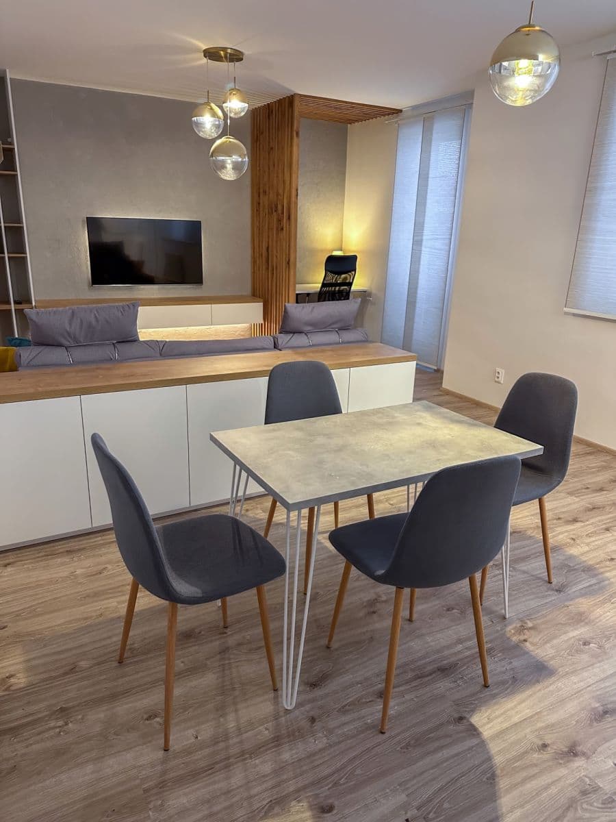 Pronájem bytu 2+kk 67 m², Slovanská, Slavkov u Brna, Jihomoravský kraj Pronájem bytu 2+kk 67 m², Slovanská, Slavkov u Brna, Jihomoravský kraj