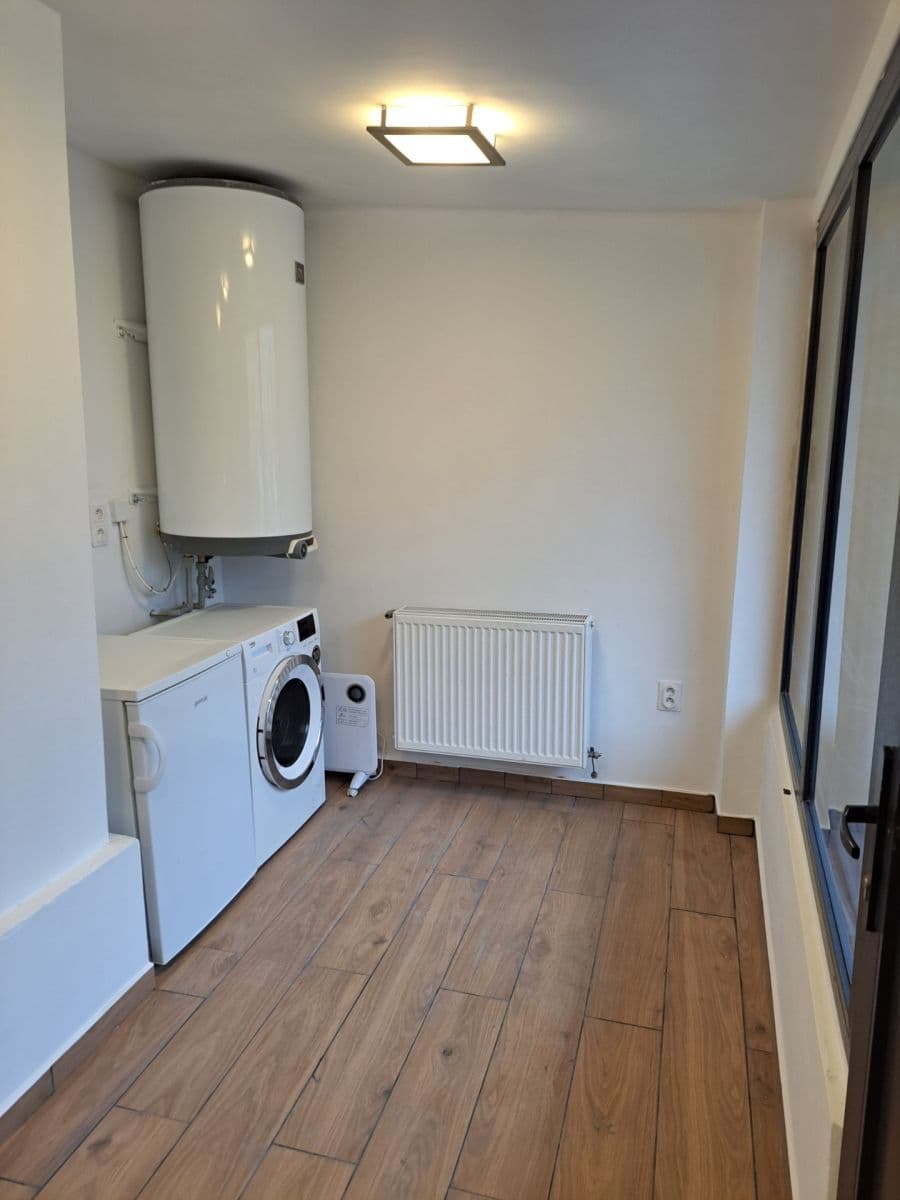 Pronájem domu 125 m², pozemek 810 m², Na Zavadilce, Jaroměř, Královéhradecký kraj Pronájem domu 125 m², pozemek 810 m², Na Zavadilce, Jaroměř, Královéhradecký kraj