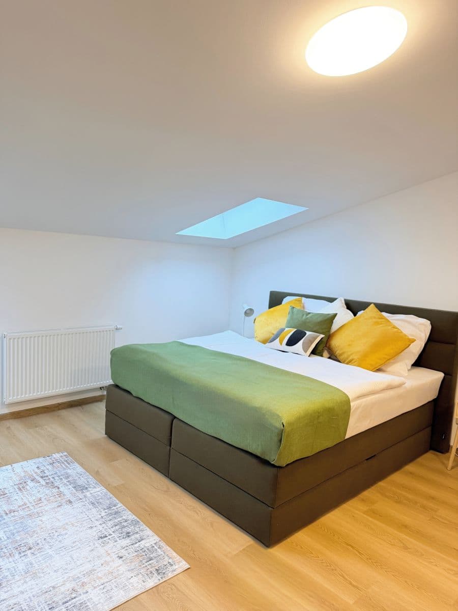 Pronájem bytu 34 m², Zbraslavská, Praha, Praha Pronájem bytu 34 m², Zbraslavská, Praha, Praha