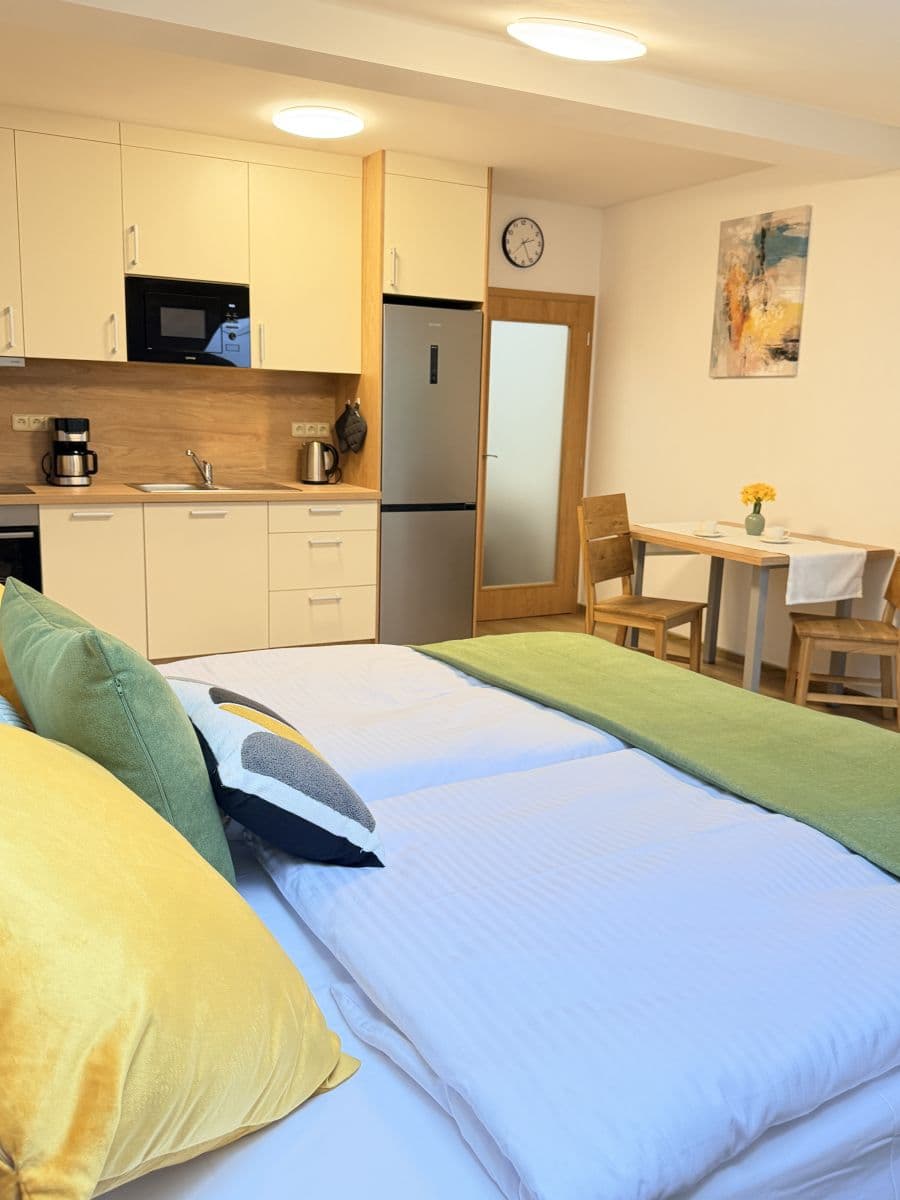 Pronájem bytu 34 m², Zbraslavská, Praha, Praha Pronájem bytu 34 m², Zbraslavská, Praha, Praha
