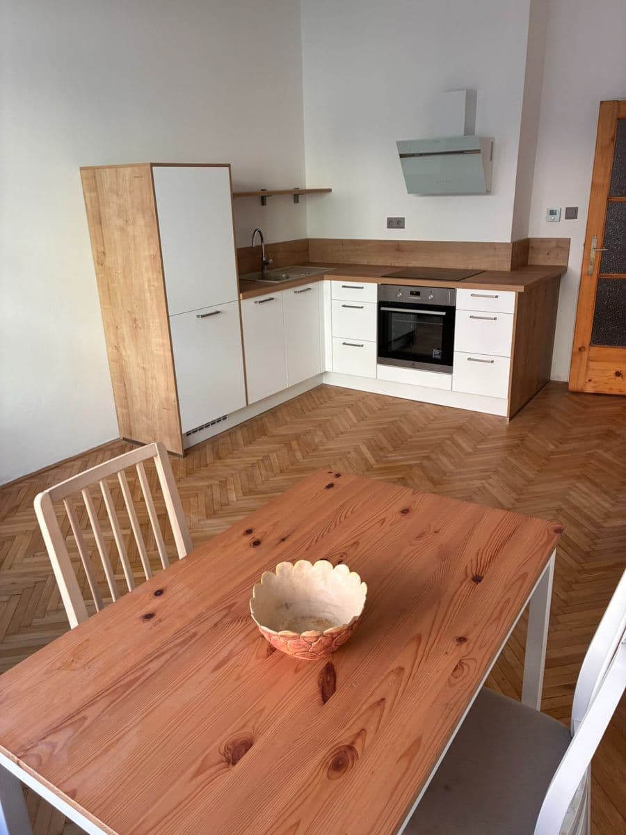 Pronájem bytu 2+kk 55 m², U Balabenky, Praha, Praha Pronájem bytu 2+kk 55 m², U Balabenky, Praha, Praha