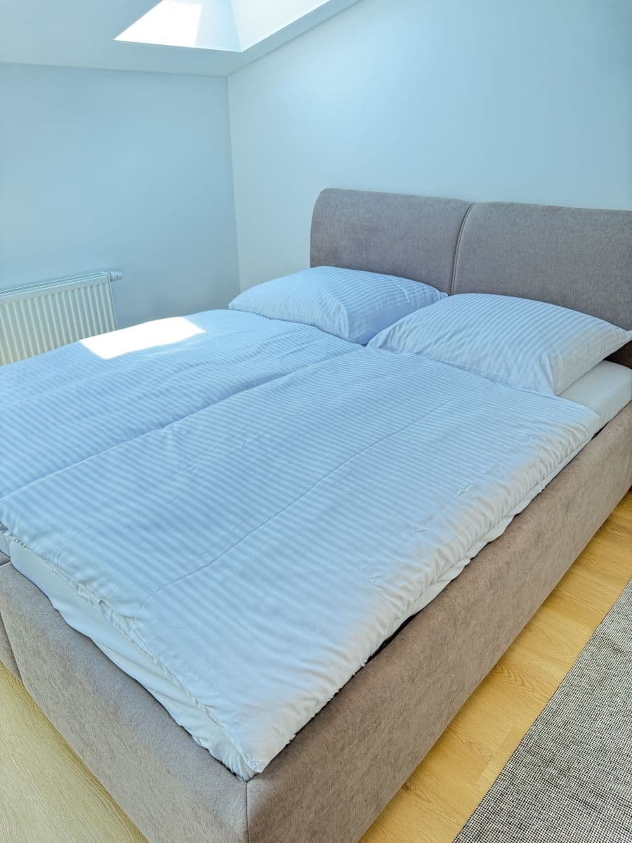 Pronájem bytu 24 m², Zbraslavská, Praha, Praha Pronájem bytu 24 m², Zbraslavská, Praha, Praha