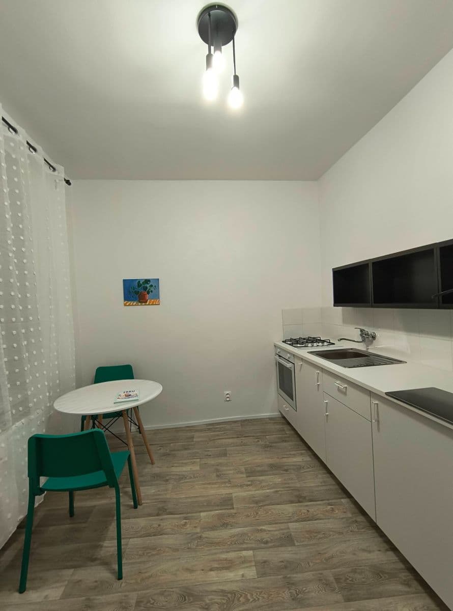 Pronájem bytu 1+1 37 m², sídliště 9. května, Nejdek, Karlovarský kraj Pronájem bytu 1+1 37 m², sídliště 9. května, Nejdek, Karlovarský kraj