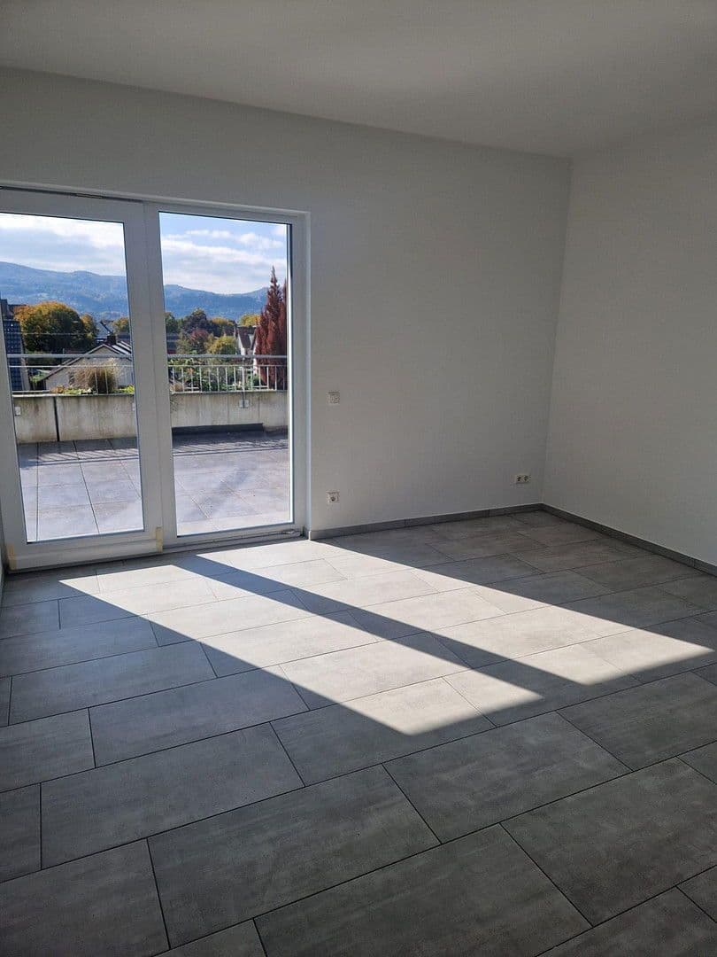 Pronájem bytu 4+1 155 m², Grenzach-Wyhlen, Bádensko-Württembersko Pronájem bytu 4+1 155 m², Grenzach-Wyhlen, Bádensko-Württembersko