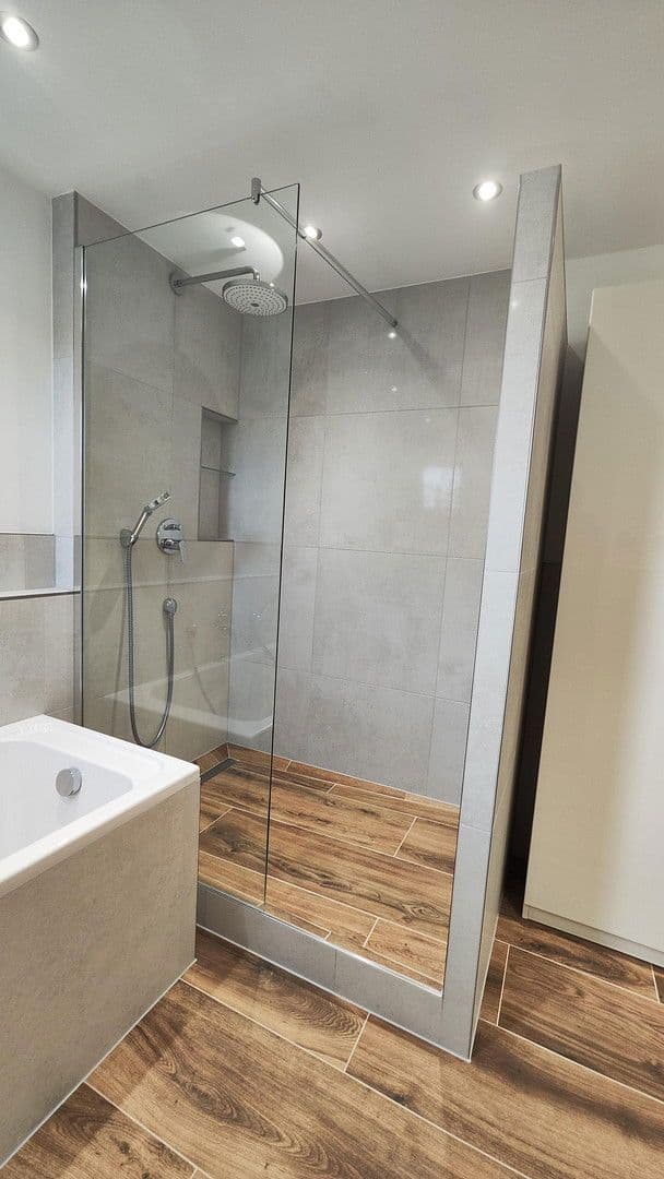 Prodej bytu 3+1 90 m², Rheinstetten, Bádensko-Württembersko Prodej bytu 3+1 90 m², Rheinstetten, Bádensko-Württembersko