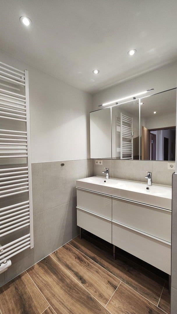 Prodej bytu 3+1 90 m², Rheinstetten, Bádensko-Württembersko Prodej bytu 3+1 90 m², Rheinstetten, Bádensko-Württembersko